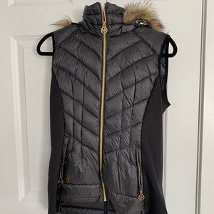 Michael kors puffy vest with fur hood